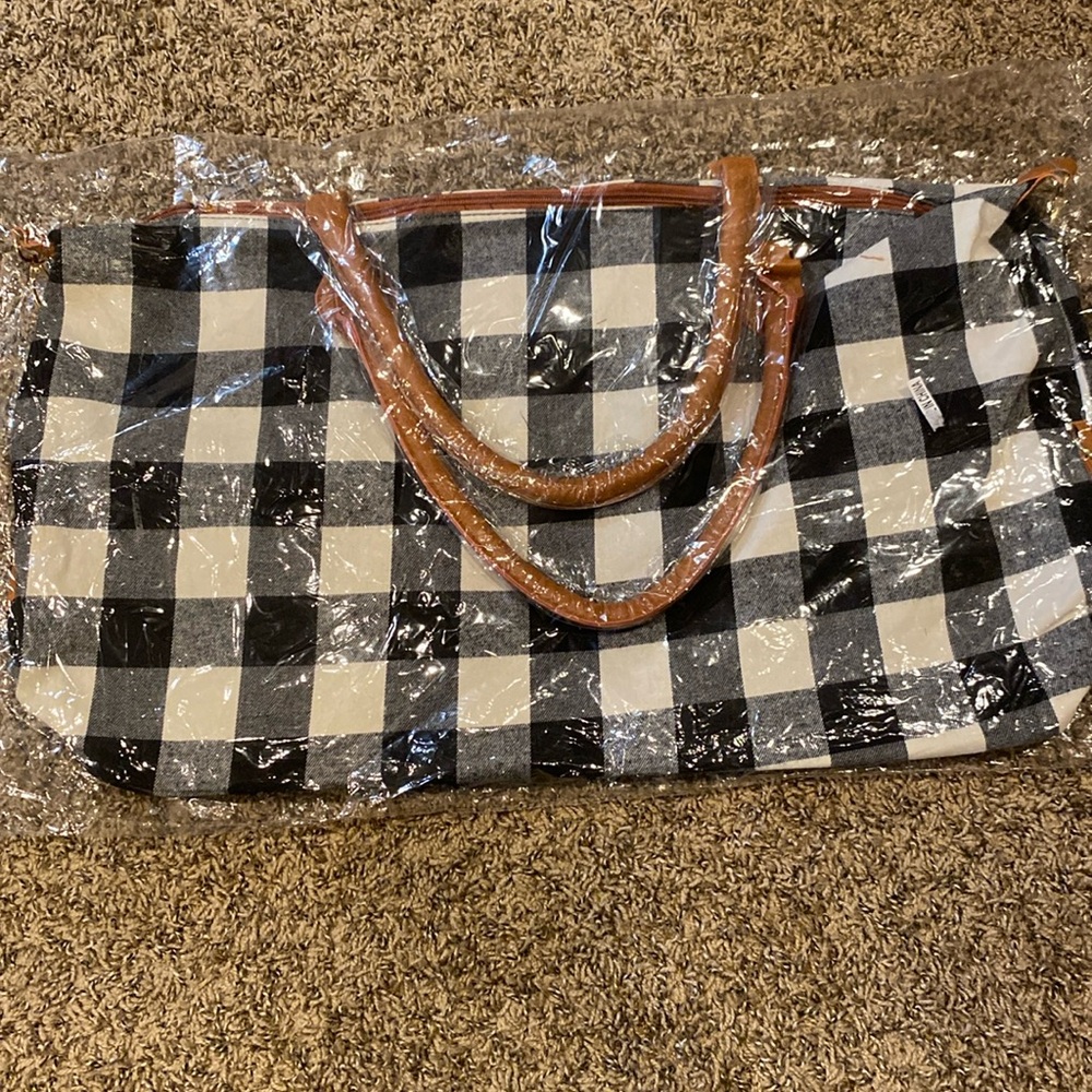 Brand new buffalo print bag from boutique